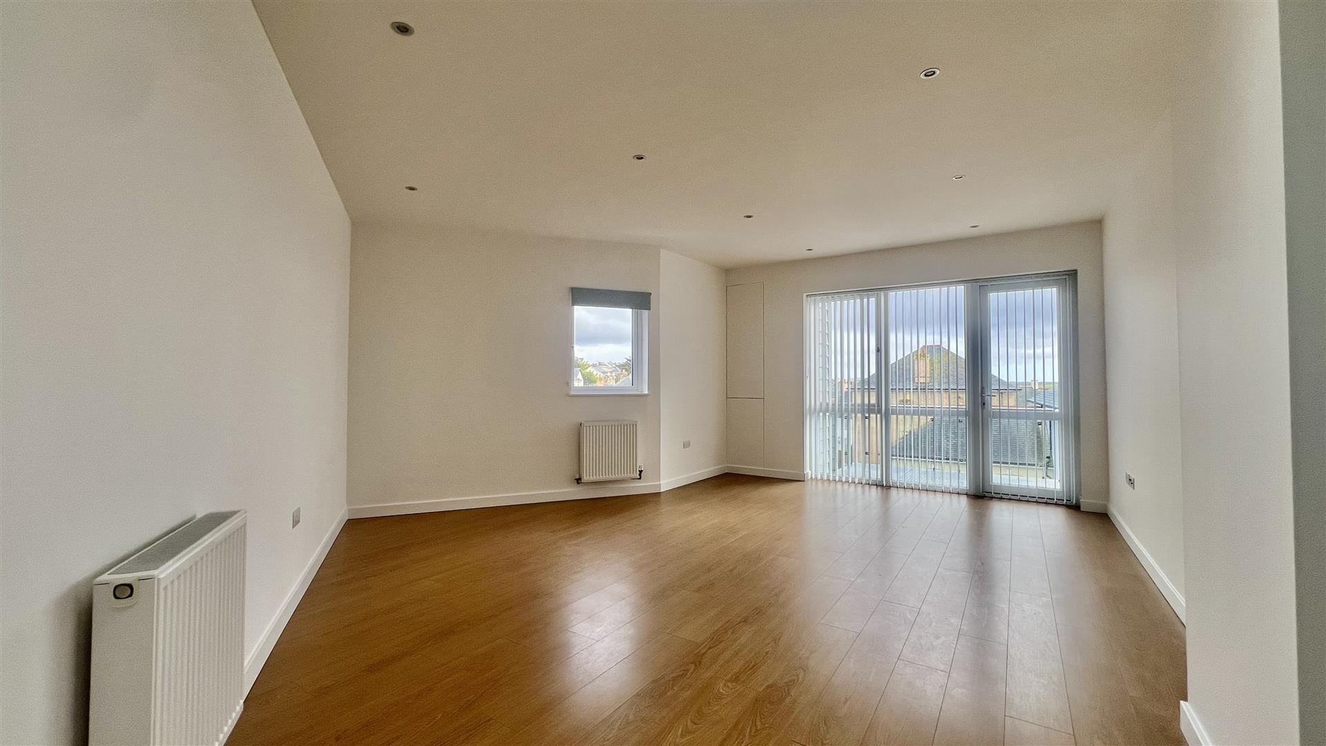 Pentire Crescent, Newquay photo - 3